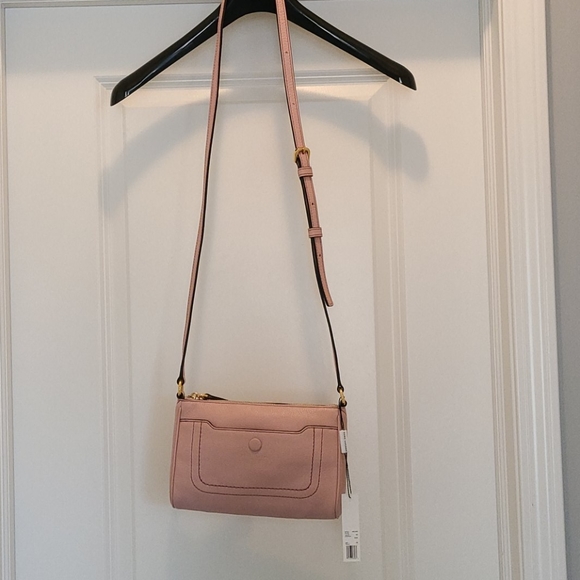 Marc Jacobs Handbags - NWT Marc Jacobs Empire City Leather Crossbody bag